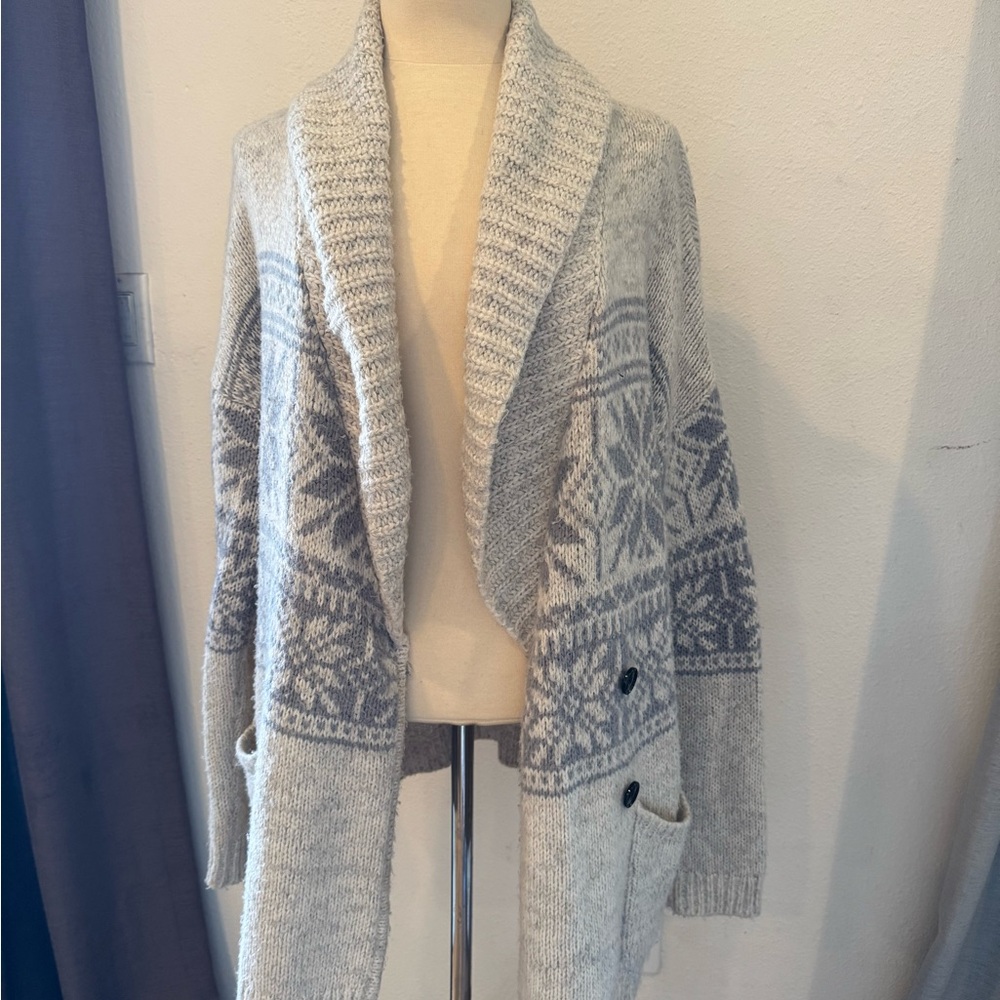 GAP Gray Fair-isle Patterned Cardigan Sweater